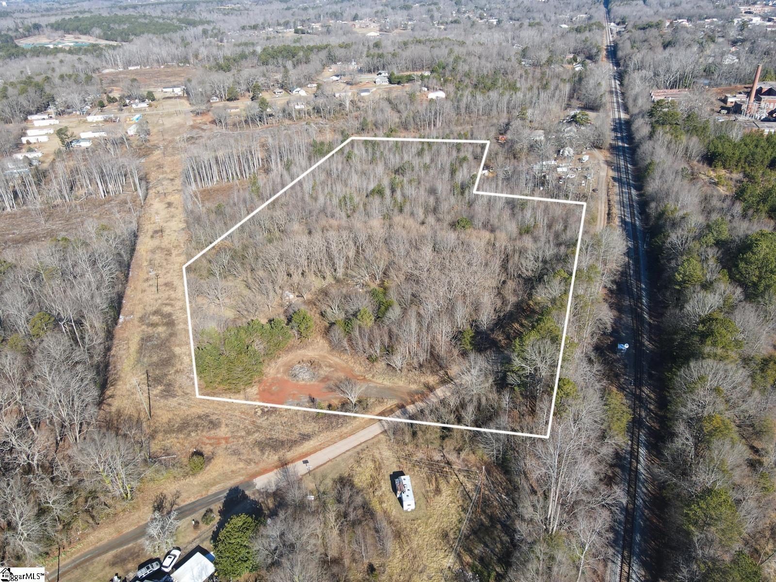 700 Red Line Avenue Chesnee, SC 29323 - Photo 1 of 6