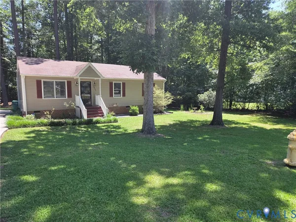 $1,750 | 2937 Forest Hills Road, Petersburg, VA 23805