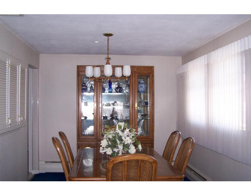 39 Michael Road Randolph, MA 02368 - Photo 5 of 15 Gallery Image 5