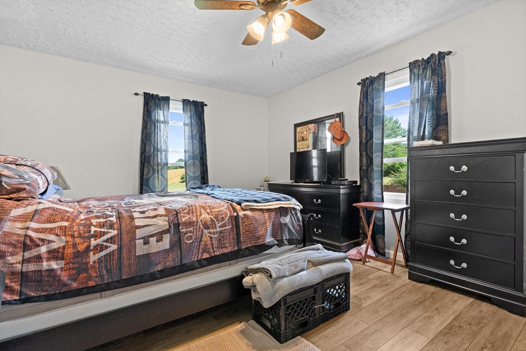 78 Oak Grove Road Austinville, VA 24312 - Photo 17 of 36 Gallery Image 17