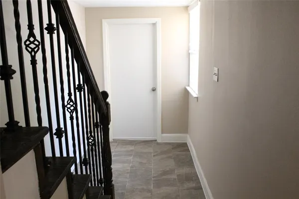 $3,200 | 809 West Northgate Drive, Irving, TX 75062