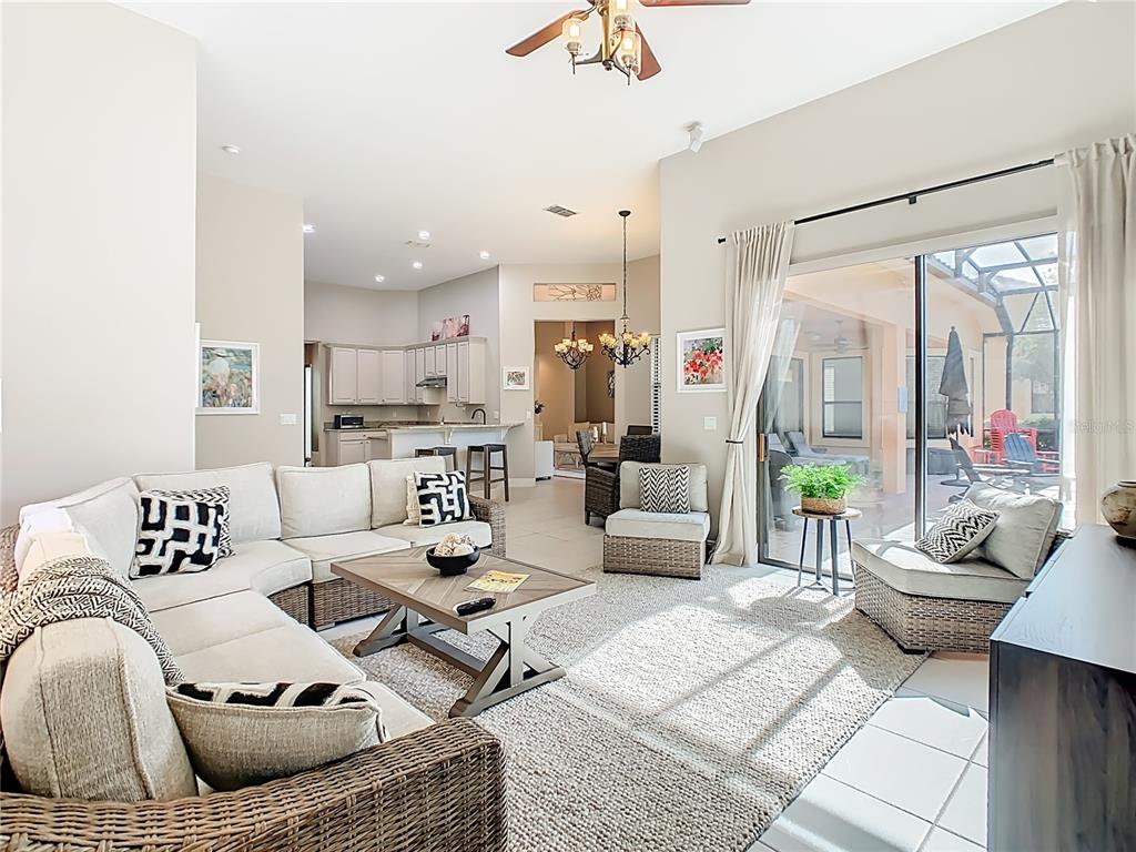 915 San Raphael Street Poinciana, FL 34759 - Photo 19 of 84