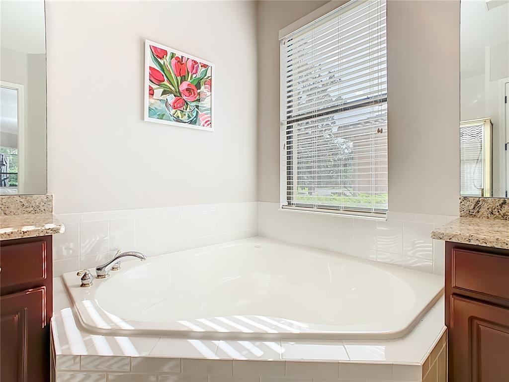 915 San Raphael Street Poinciana, FL 34759 - Photo 28 of 84