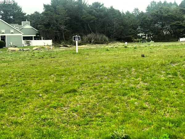 $240,500 | Southwest Cupola Drive, South Beach, OR 97366