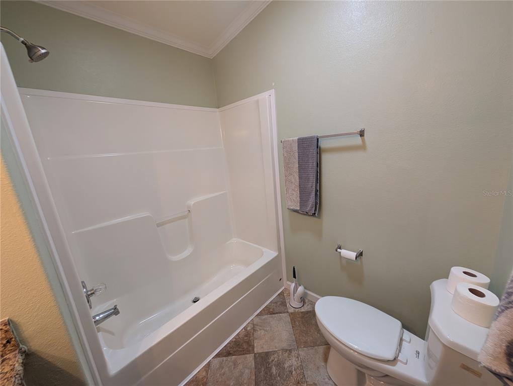 9101 Fairway Loop Dade City, FL 33525 - Photo 13 of 22