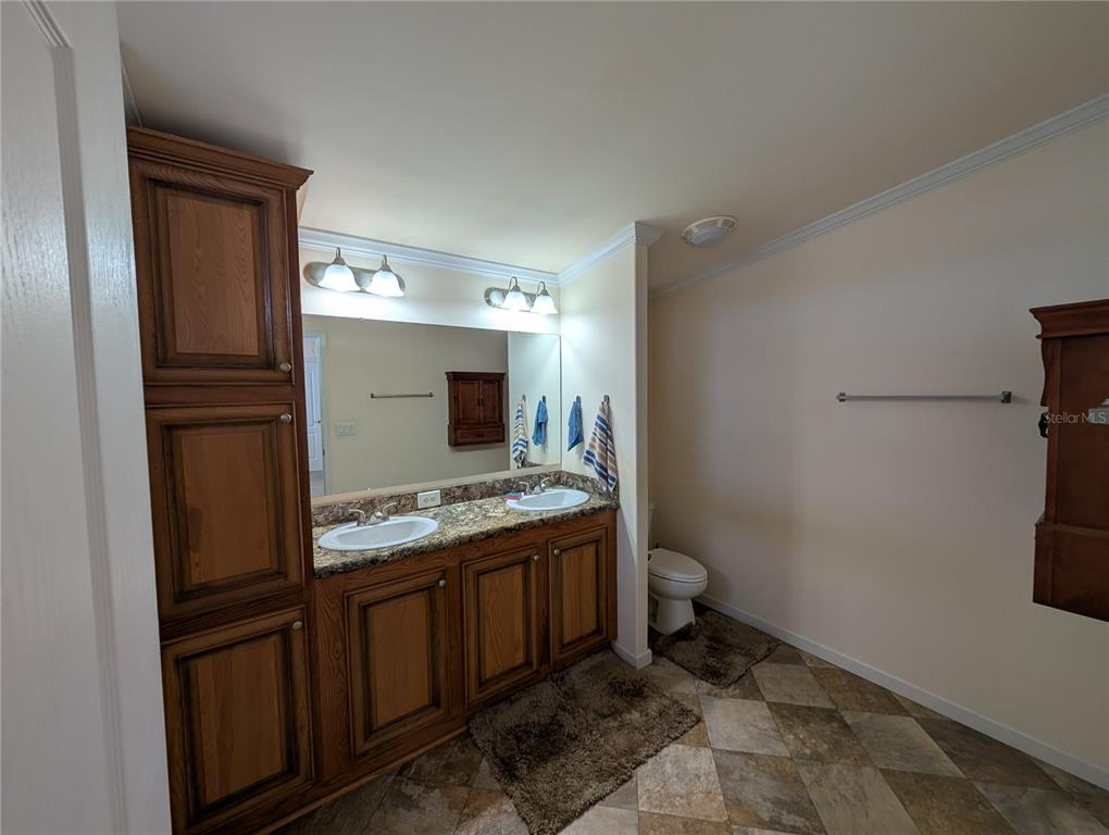 9101 Fairway Loop Dade City, FL 33525 - Photo 19 of 22