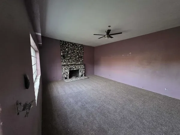 $179,999 | 7833 Kiely Road, Vinton, TX 79821