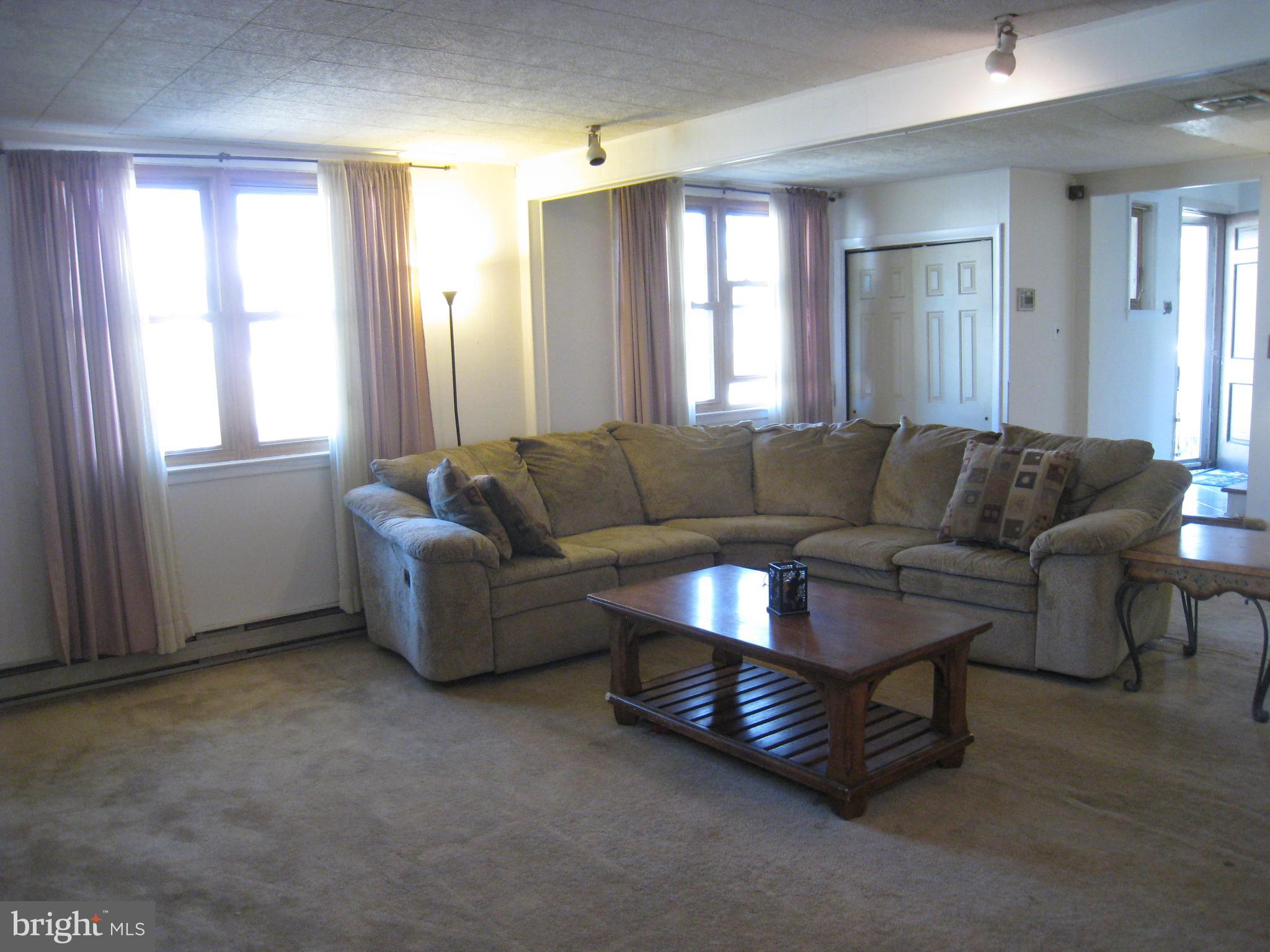 10 Homestead Road Stratford, NJ 08084 - Photo 4 of 22