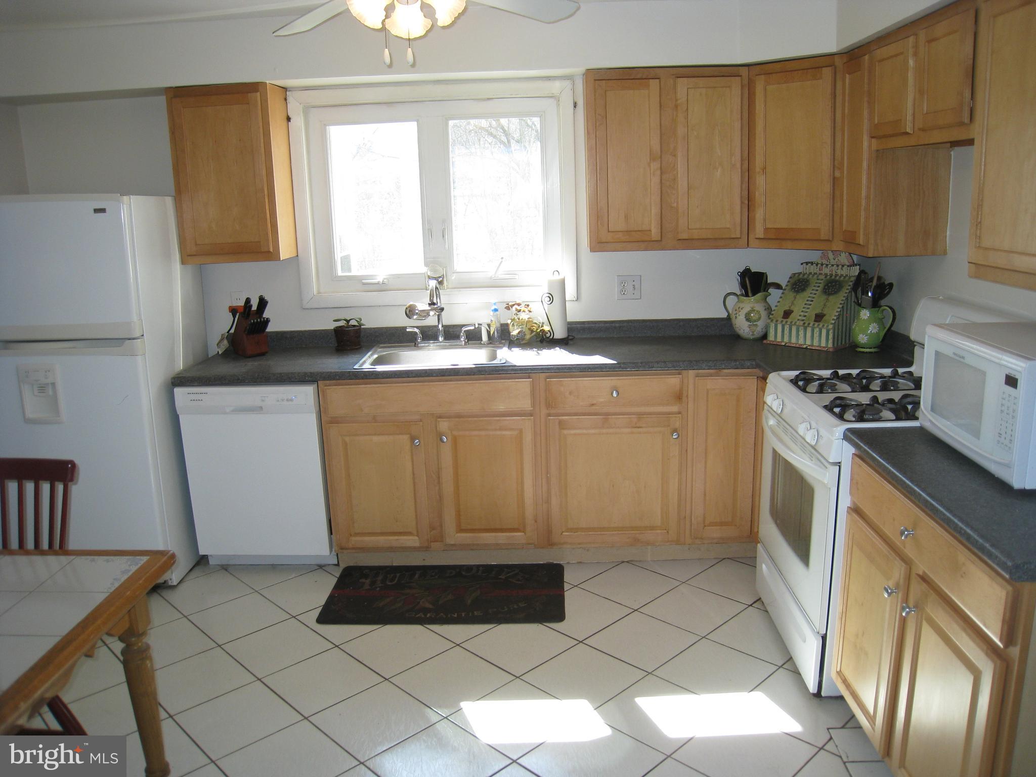 10 Homestead Road Stratford, NJ 08084 - Photo 7 of 22