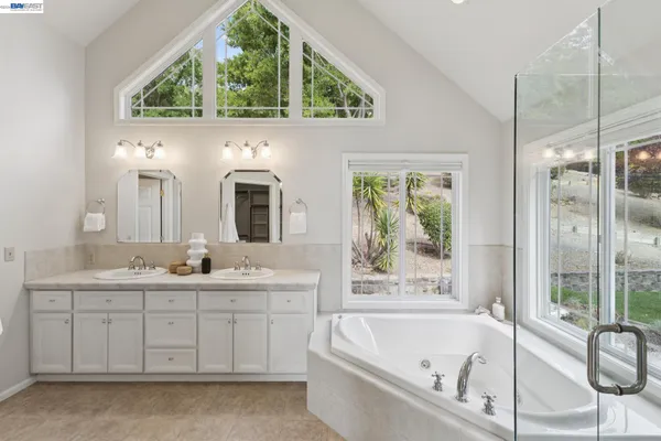 $2,688,000 | 409 Oak Lane, Pleasanton, CA 94566