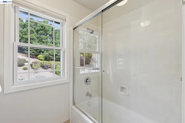 $2,688,000 | 409 Oak Lane, Pleasanton, CA 94566