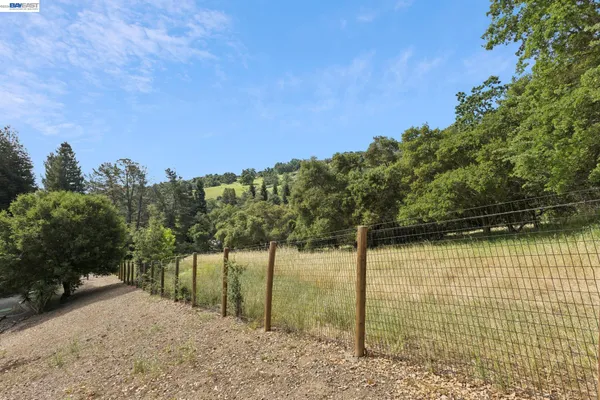 $2,688,000 | 409 Oak Lane, Pleasanton, CA 94566