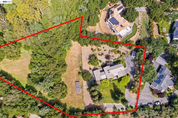 $2,688,000 | 409 Oak Lane, Pleasanton, CA 94566