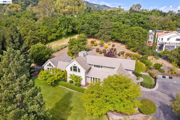$2,688,000 | 409 Oak Lane, Pleasanton, CA 94566