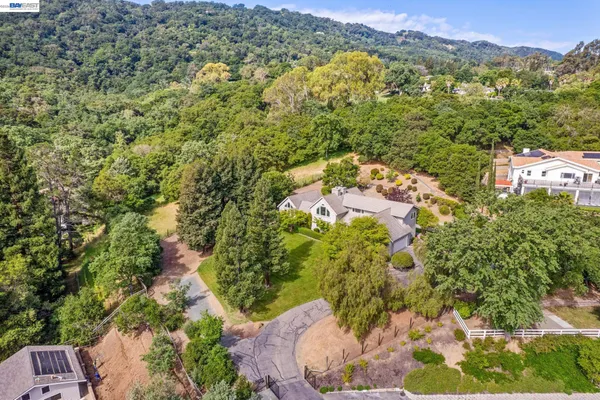 $2,688,000 | 409 Oak Lane, Pleasanton, CA 94566