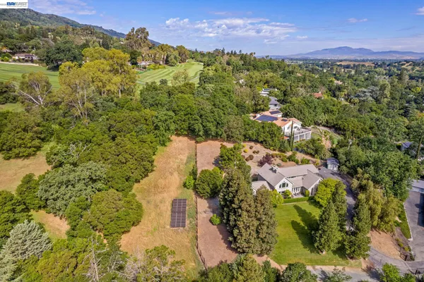 $2,688,000 | 409 Oak Lane, Pleasanton, CA 94566
