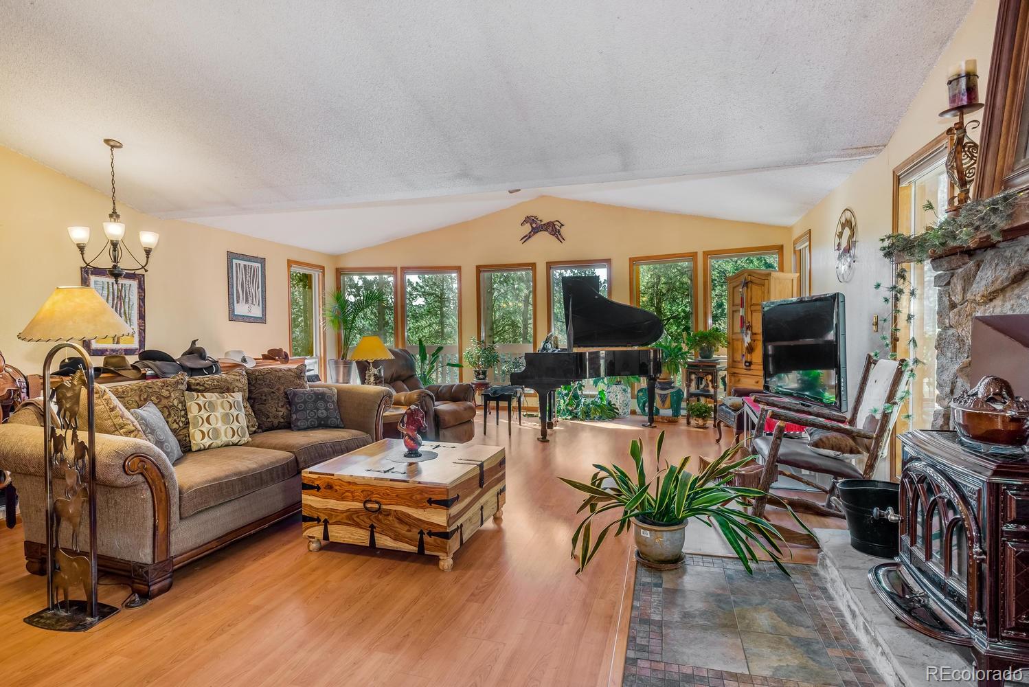 11055 Cordingly Road Conifer, CO 80433 - Photo 2 of 28 Gallery Image 2