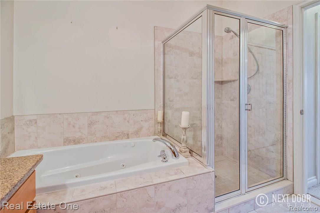 525 Andover Court, Unit 41 Rochester, MI 48306 - Photo 21 of 40 IMG_7147Blended.jpg