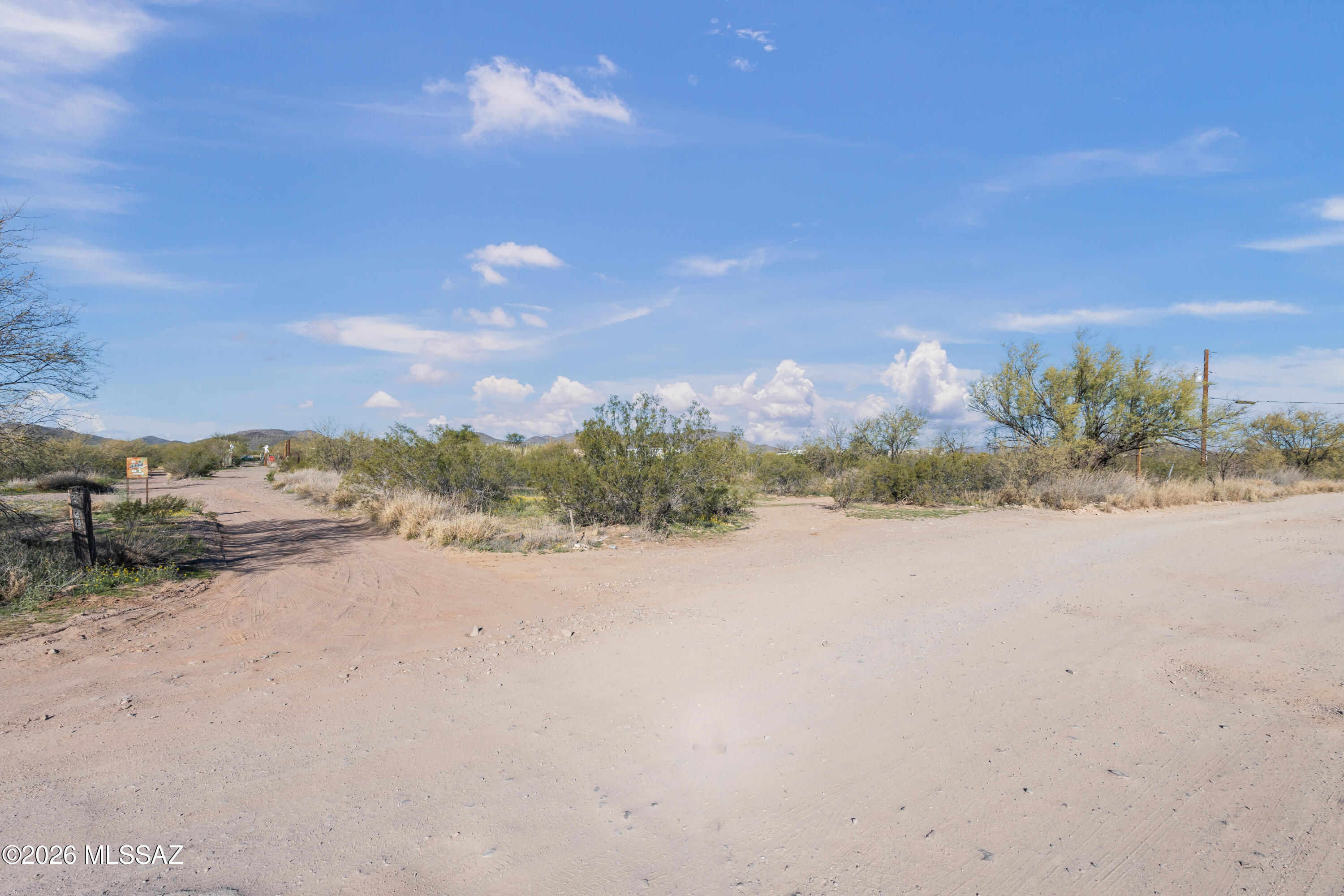 8890 South Fuller Road Tucson, AZ 85735 - Photo 10 of 12 a view of an ocean and beach