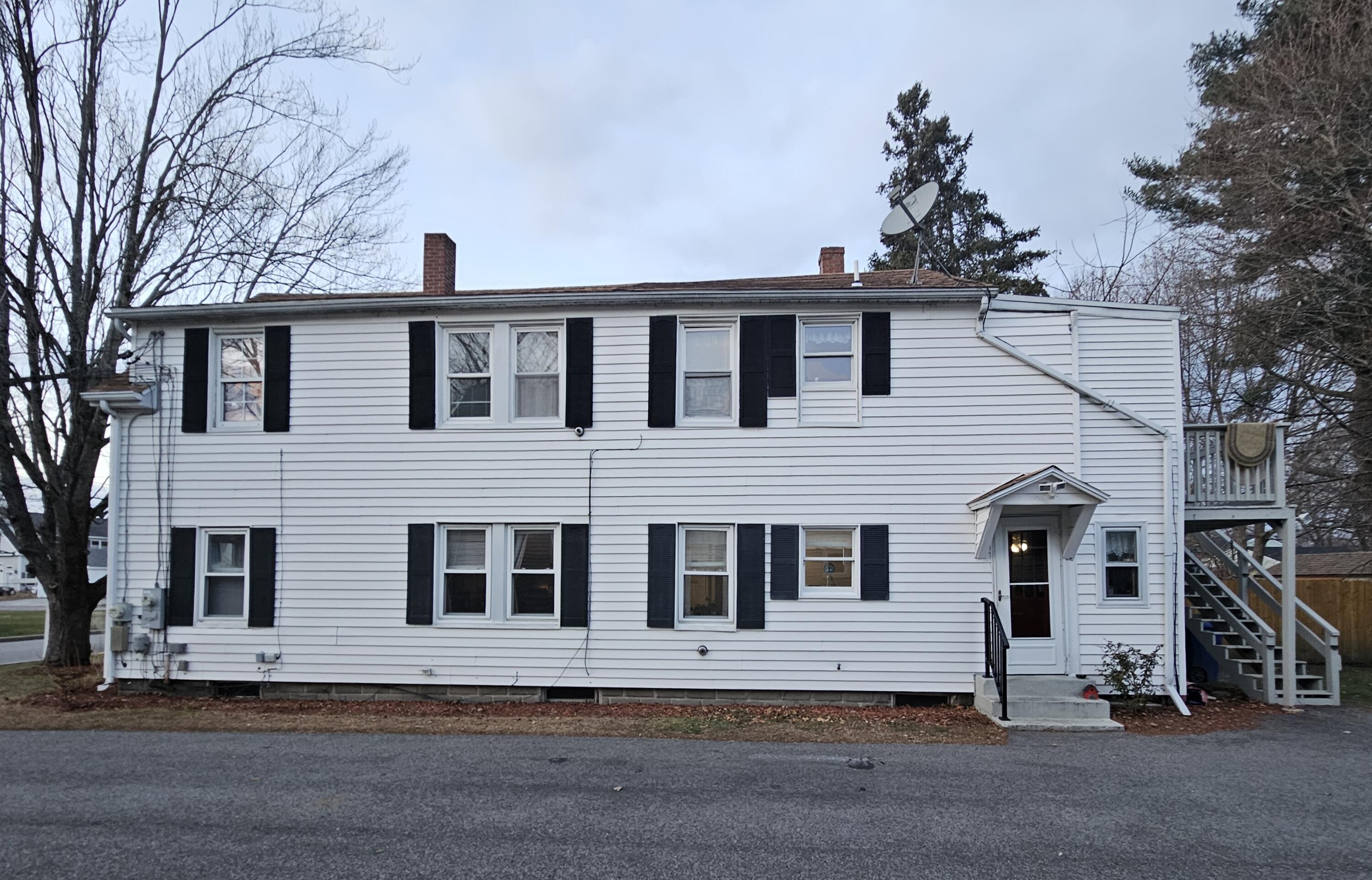 10 Maple Street Westbrook, ME 04092 - Photo 2 of 36 20241207_160216