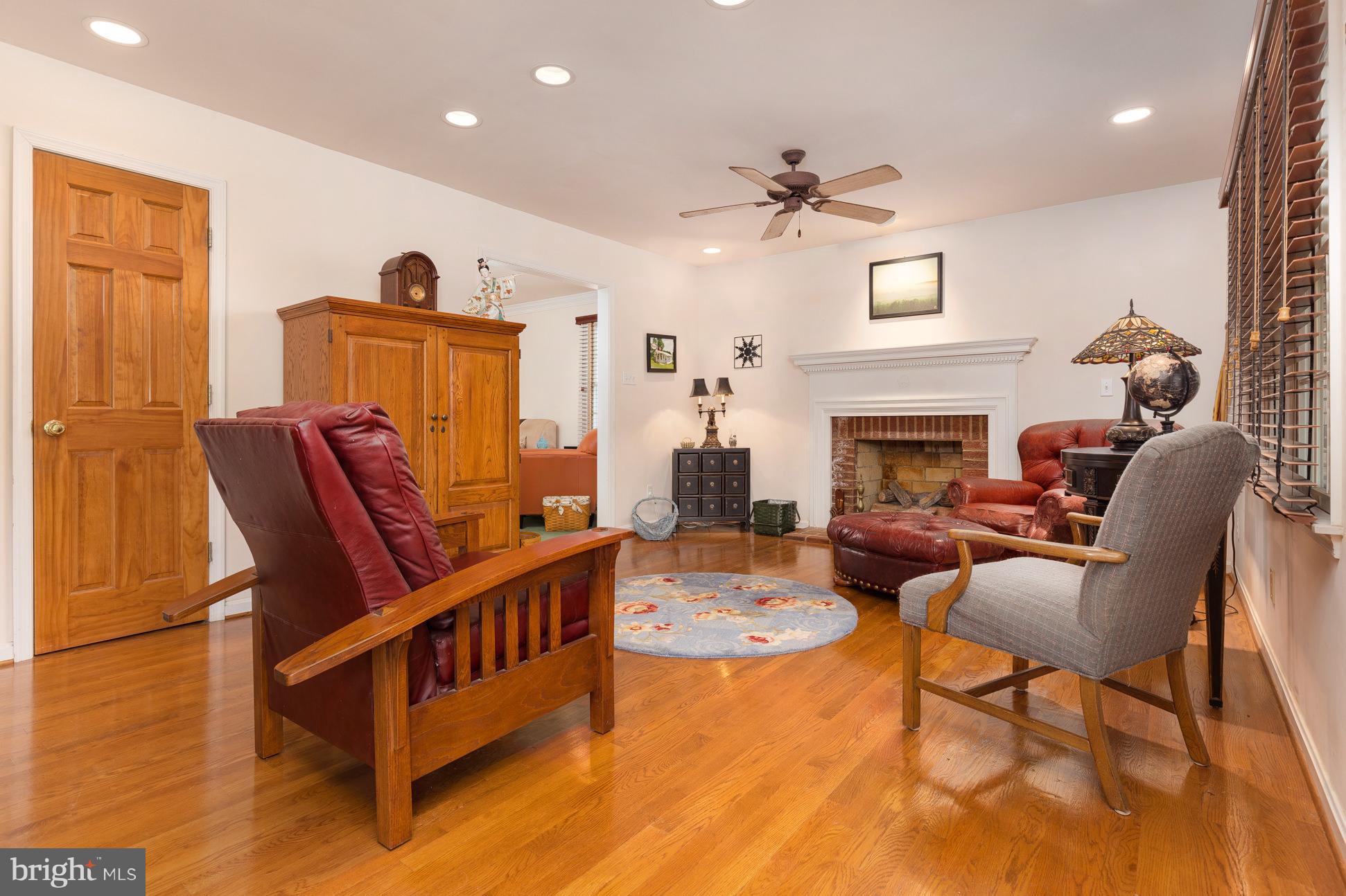 13586 Granview Road King George, VA 22485 - Photo 8 of 30 Family Room