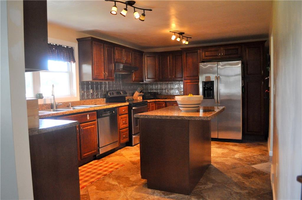 308 Welsh Road Evans City, PA 16033 - Photo 3 of 25