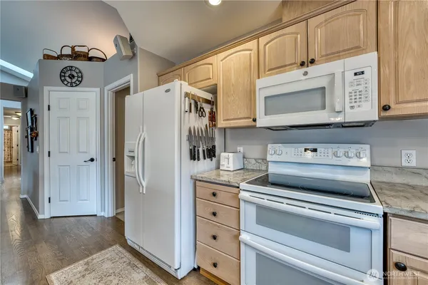 $684,000 | 1355 Olsen Avenue, Buckley, WA 98321