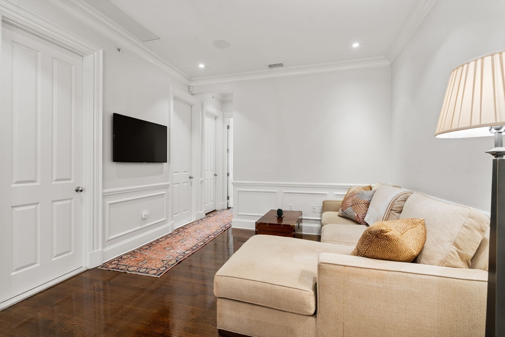 413 Commonwealth Avenue, Unit 5 Boston, MA 02215 - Photo 11 of 22