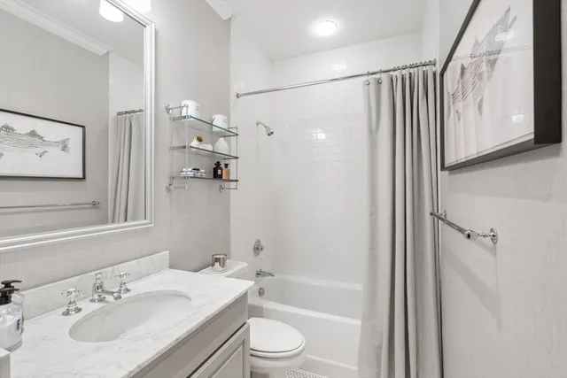 $3,300,000 | 413 Commonwealth Avenue, Unit 5, Boston, MA 02215