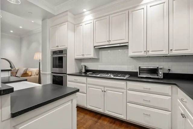 $3,300,000 | 413 Commonwealth Avenue, Unit 5, Boston, MA 02215