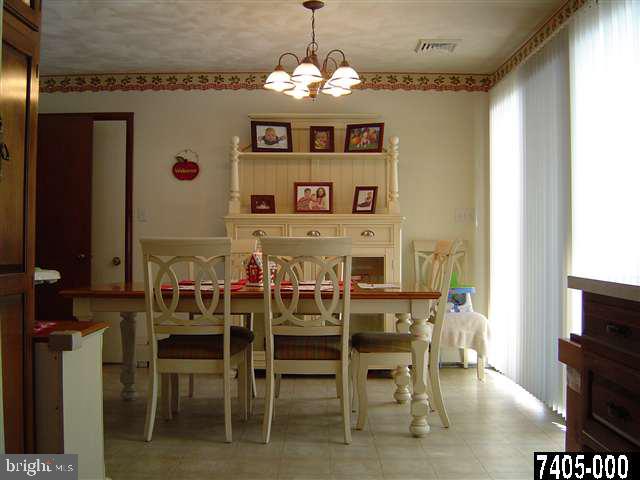 575 Sparton Road York, PA 17403 - Photo 5 of 8 Gallery Image 5