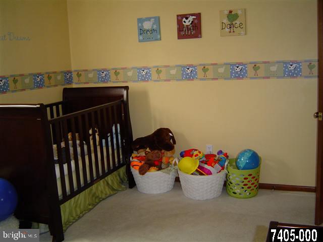 575 Sparton Road York, PA 17403 - Photo 7 of 8 Gallery Image 7