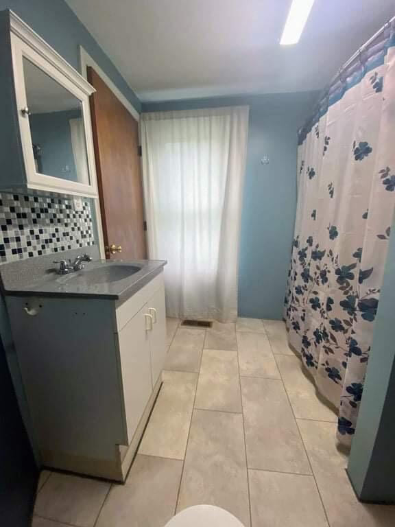 181 Bailey Road Cambridge, ME 04923 - Photo 11 of 27 011