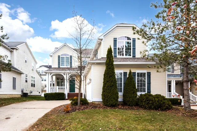 $2,900 | 1366 North Bay Drive, Ann Arbor, MI 48103