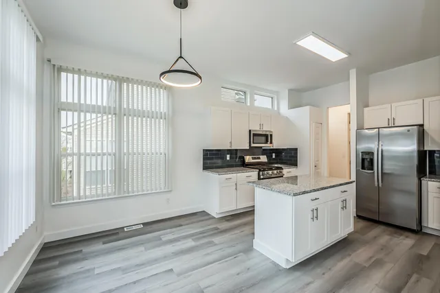 $2,900 | 1366 North Bay Drive, Ann Arbor, MI 48103