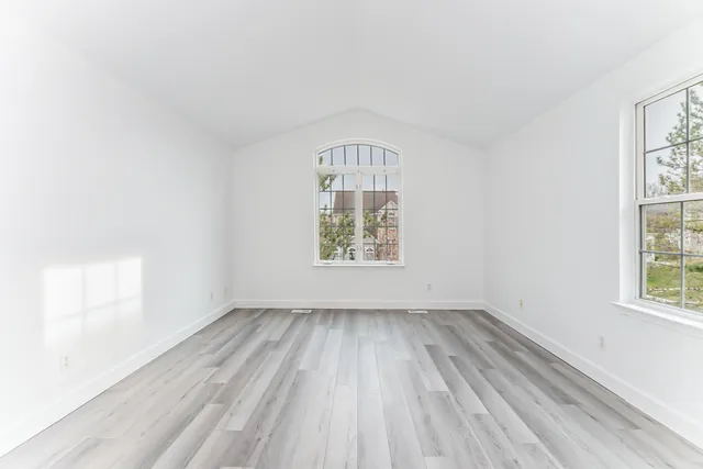 $2,900 | 1366 North Bay Drive, Ann Arbor, MI 48103