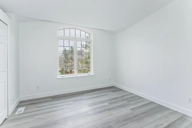 $2,900 | 1366 North Bay Drive, Ann Arbor, MI 48103