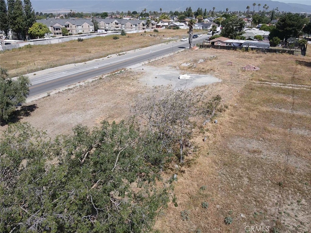 16304 Foothill Boulevard Fontana, CA 92335 - Photo 35 of 36