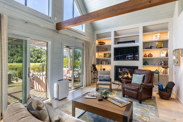 $1,995,000 | 16548 Laughlin Road, Guerneville, CA 95446