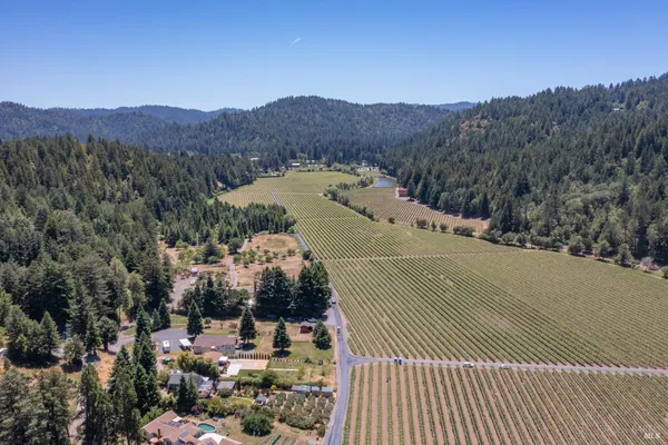 $1,995,000 | 16548 Laughlin Road, Guerneville, CA 95446