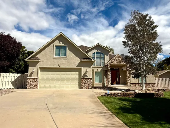 $949,900 | 3658 Ridge Drive, Grand Junction, CO 81506
