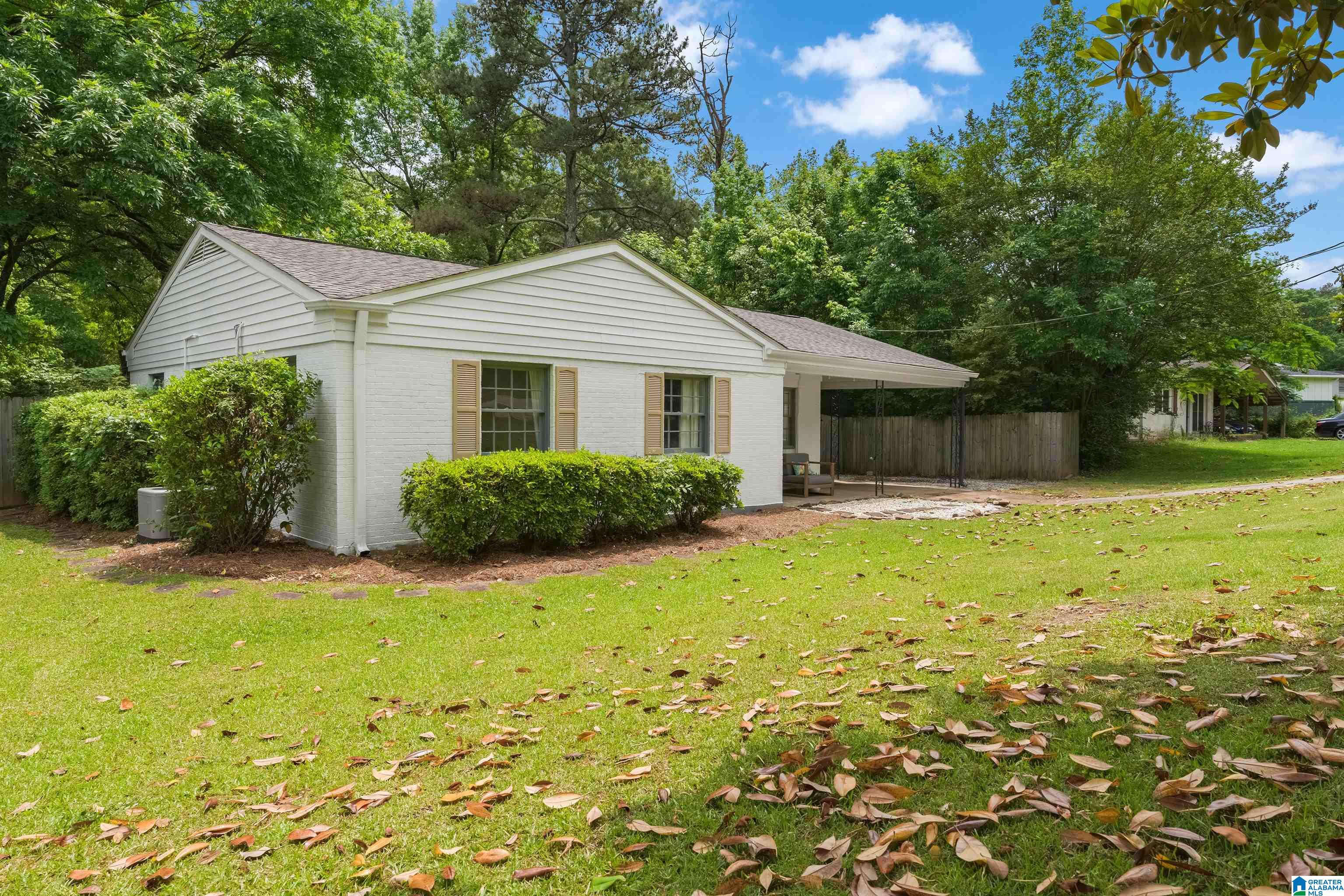 2213 Chapel Hill Road Birmingham, AL 35216 - Photo 3 of 24