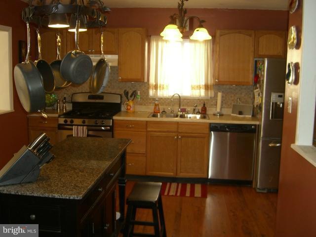 7824 Shellye Road Glen Burnie, MD 21060 - Photo 13 of 29 Kitchen