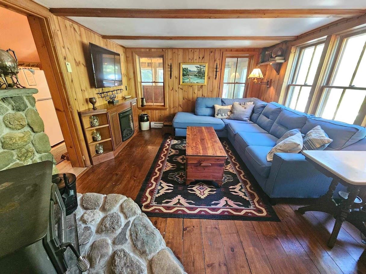 194 Black Piece Road Wardsboro, VT 05355 - Photo 6 of 21 Gallery Image 6