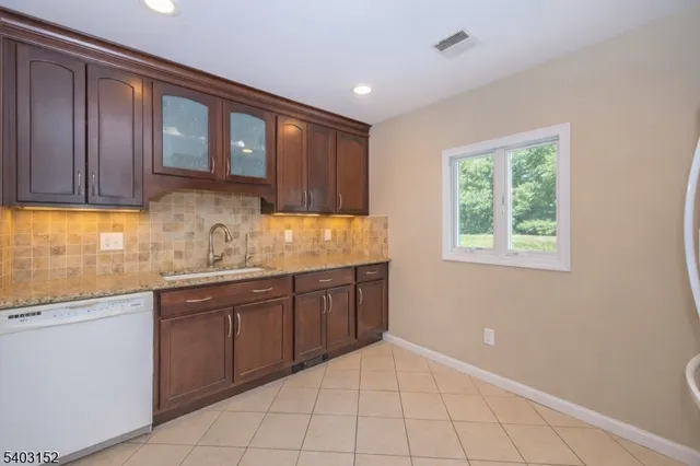 $590,000 | 2 Robert Street, Flanders, NJ 07836