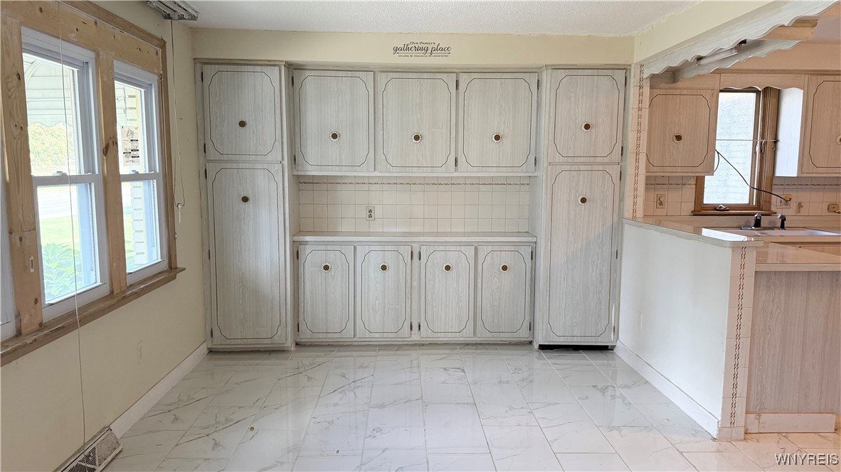 2547 William Street, Unit LEFT Cheektowaga, NY 14206 - Photo 7 of 20