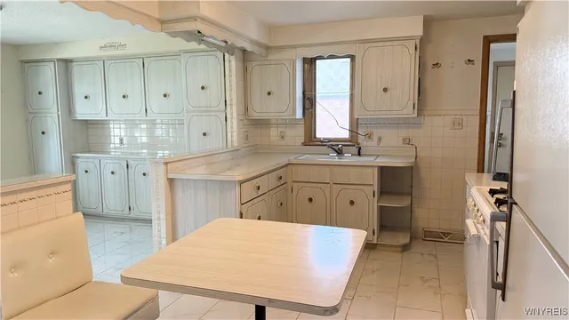 $1,500 | 2547 William Street, Unit LEFT, Cheektowaga, NY 14206