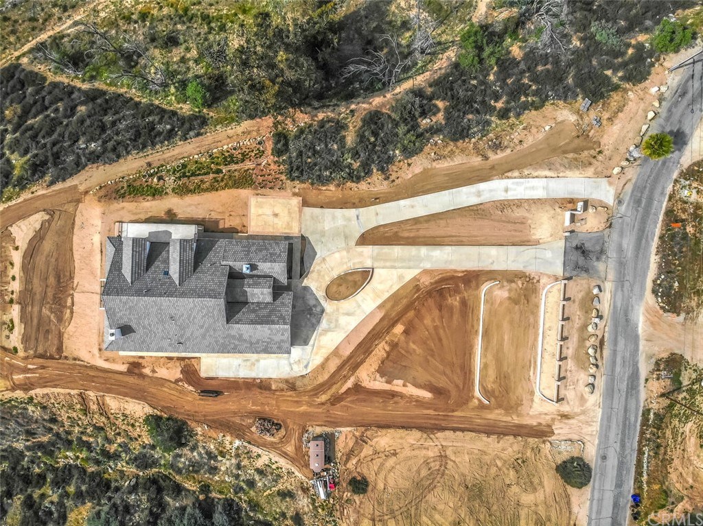 11492 Pendleton Road Yucaipa, CA 92399 - Photo 2 of 66