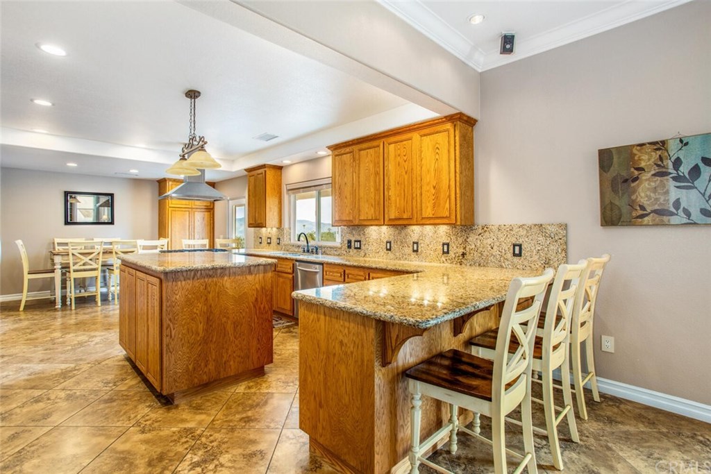 11492 Pendleton Road Yucaipa, CA 92399 - Photo 11 of 66