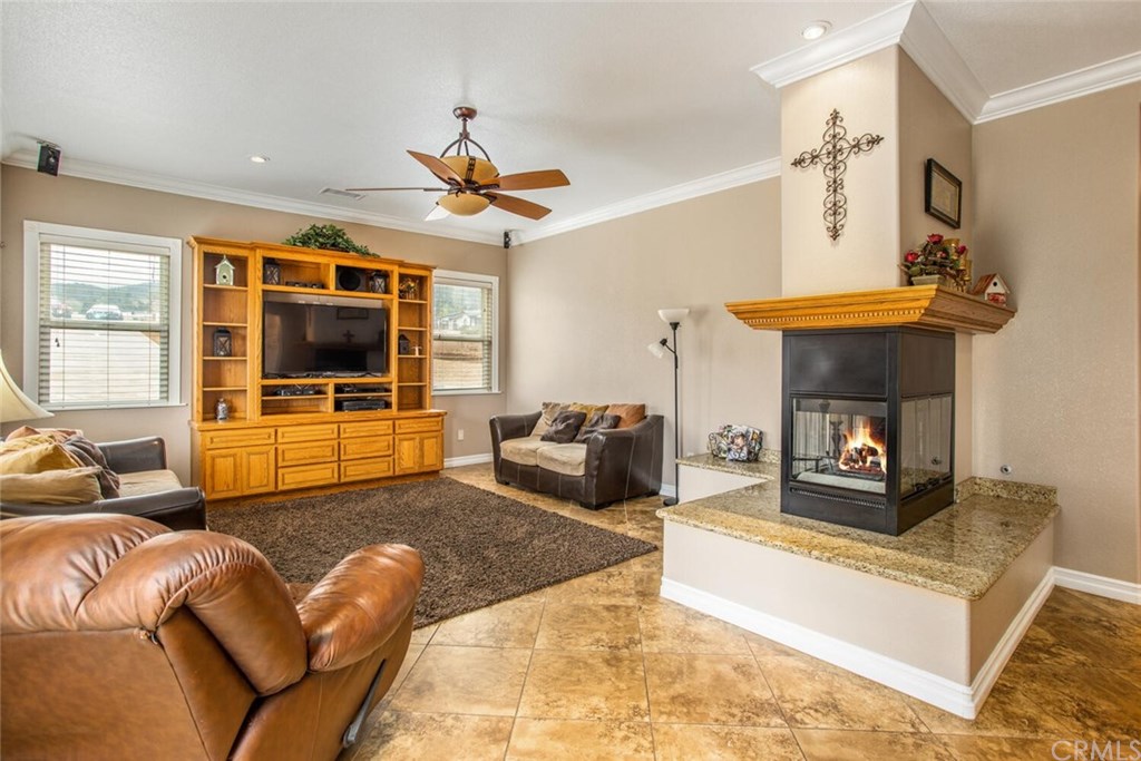 11492 Pendleton Road Yucaipa, CA 92399 - Photo 9 of 66